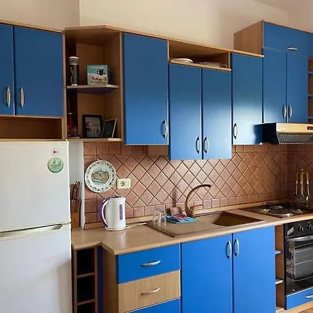 Apartment Gjoni With A Great View Durres