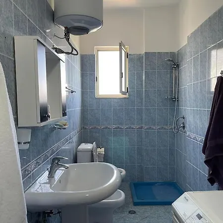 Gjoni With A Great View Apartment Durres